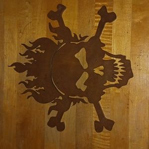 Metal wall art skull and crossbones